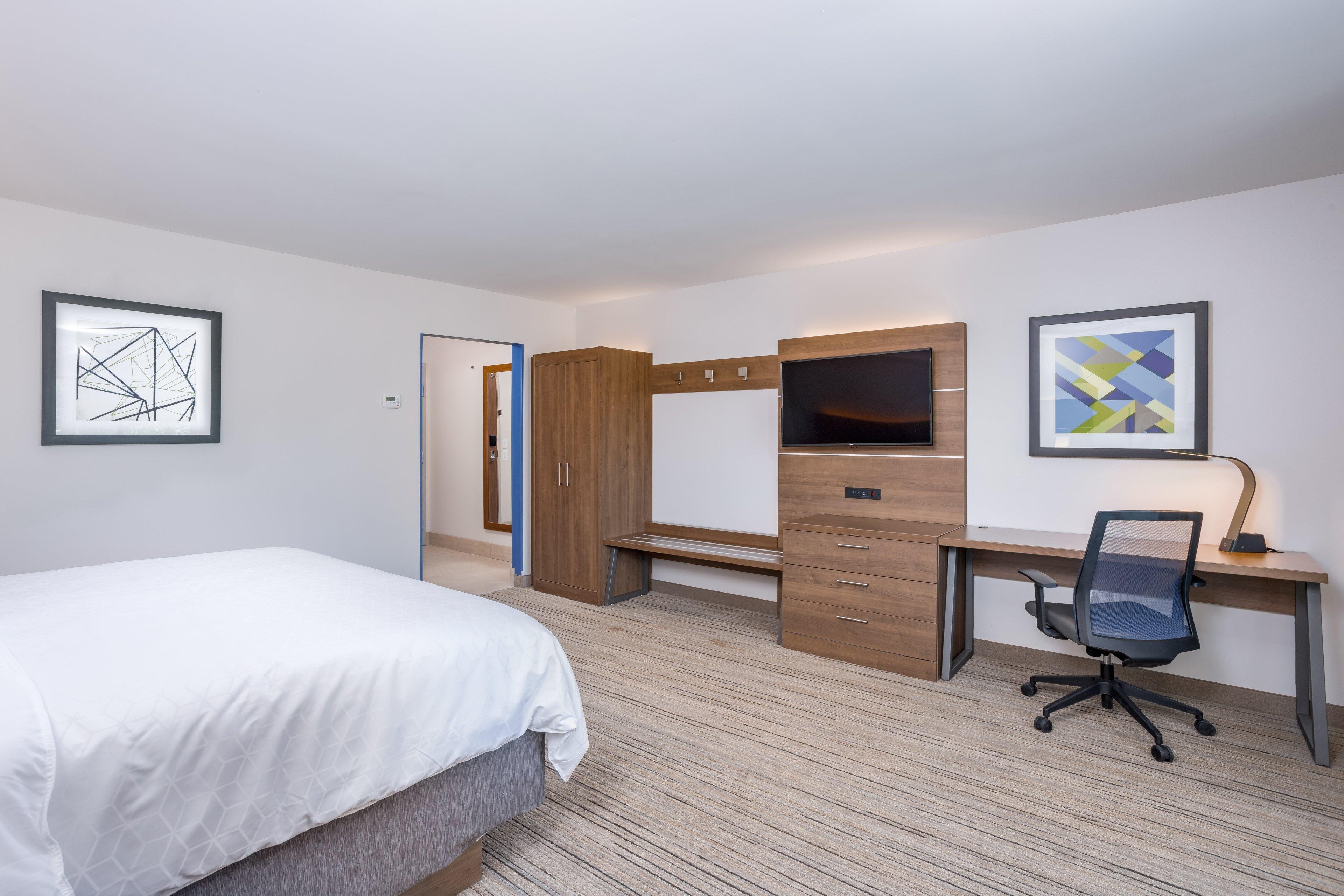 Holiday Inn Express & Suites - Elkhart North By Ihg Exterior photo