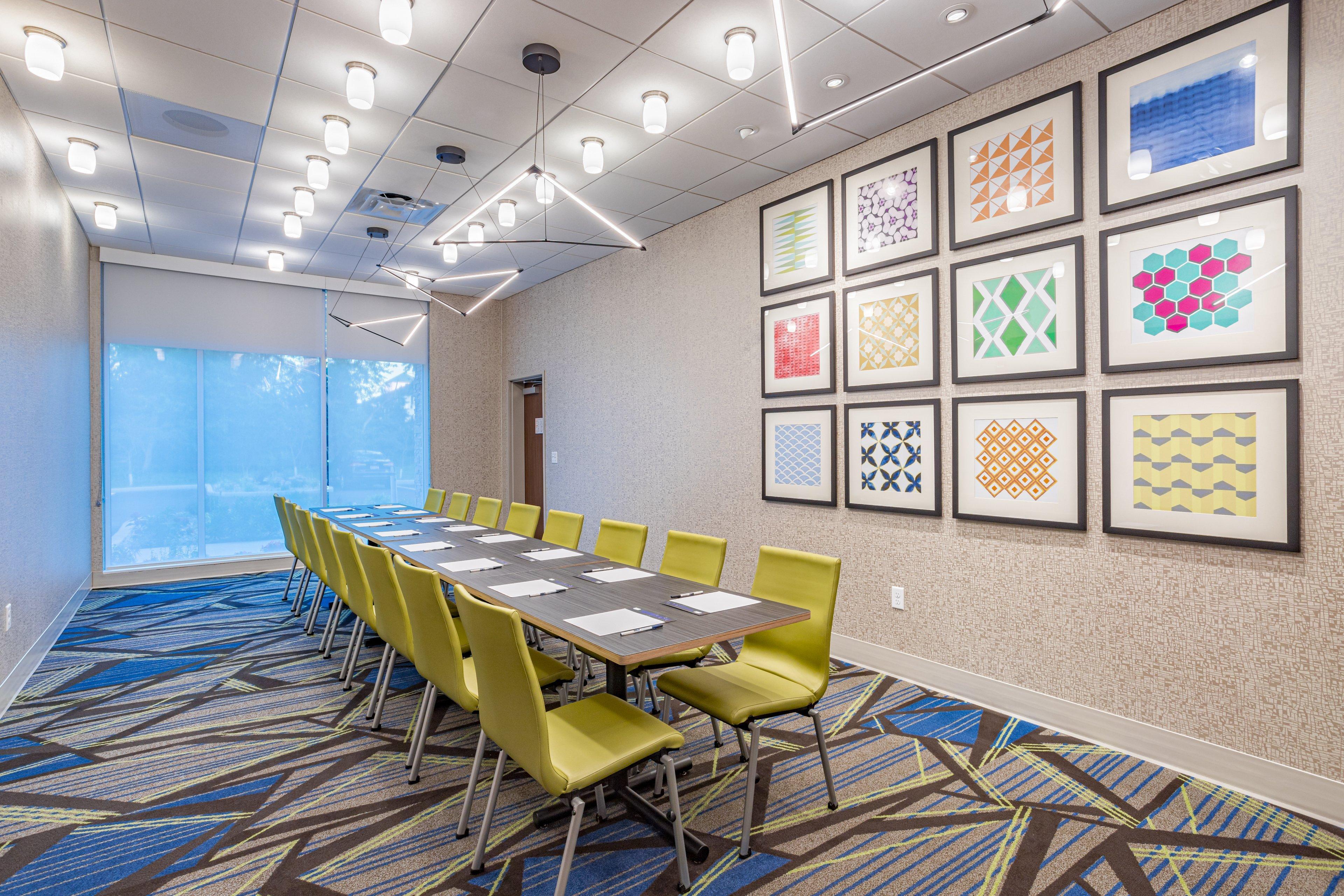 Holiday Inn Express & Suites - Elkhart North By Ihg Exterior photo